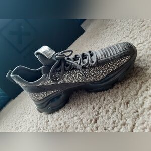 STEVE MADDEN MAXIMA SM NY90 SNEAKERS